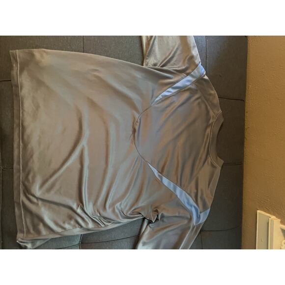 Nike University of North Carolina, Long Sleeve T-Shirt, Men’s XXL, Gray and Blue - Picture 5 of 5